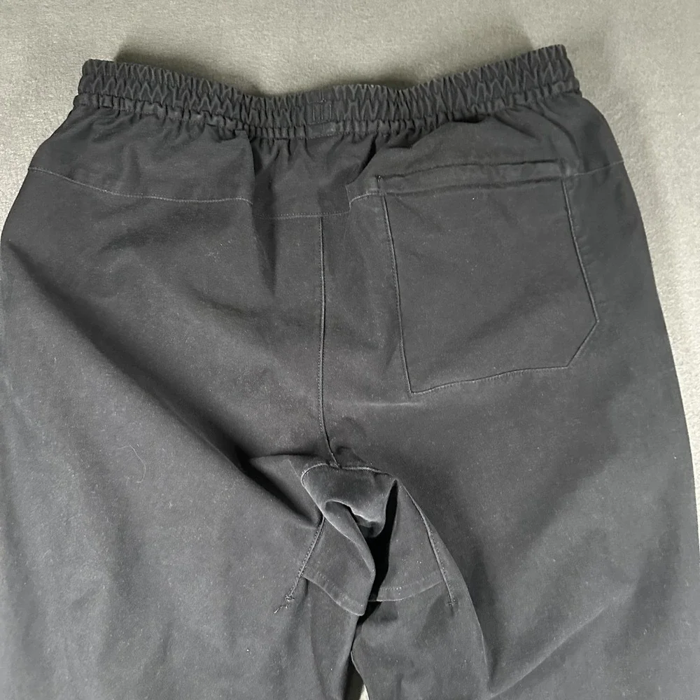 Lululemon Utilitech Pull On Classic Fit Pants Mens Large‎ Black Elastic Waist